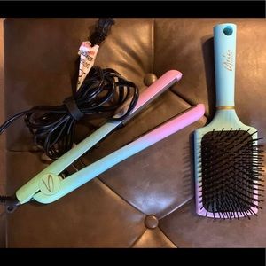 Flatiron & paddle brush